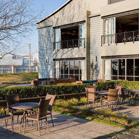 Protea Hotel By Marriott O R Tambo Airport Kempton Park Exterior photo