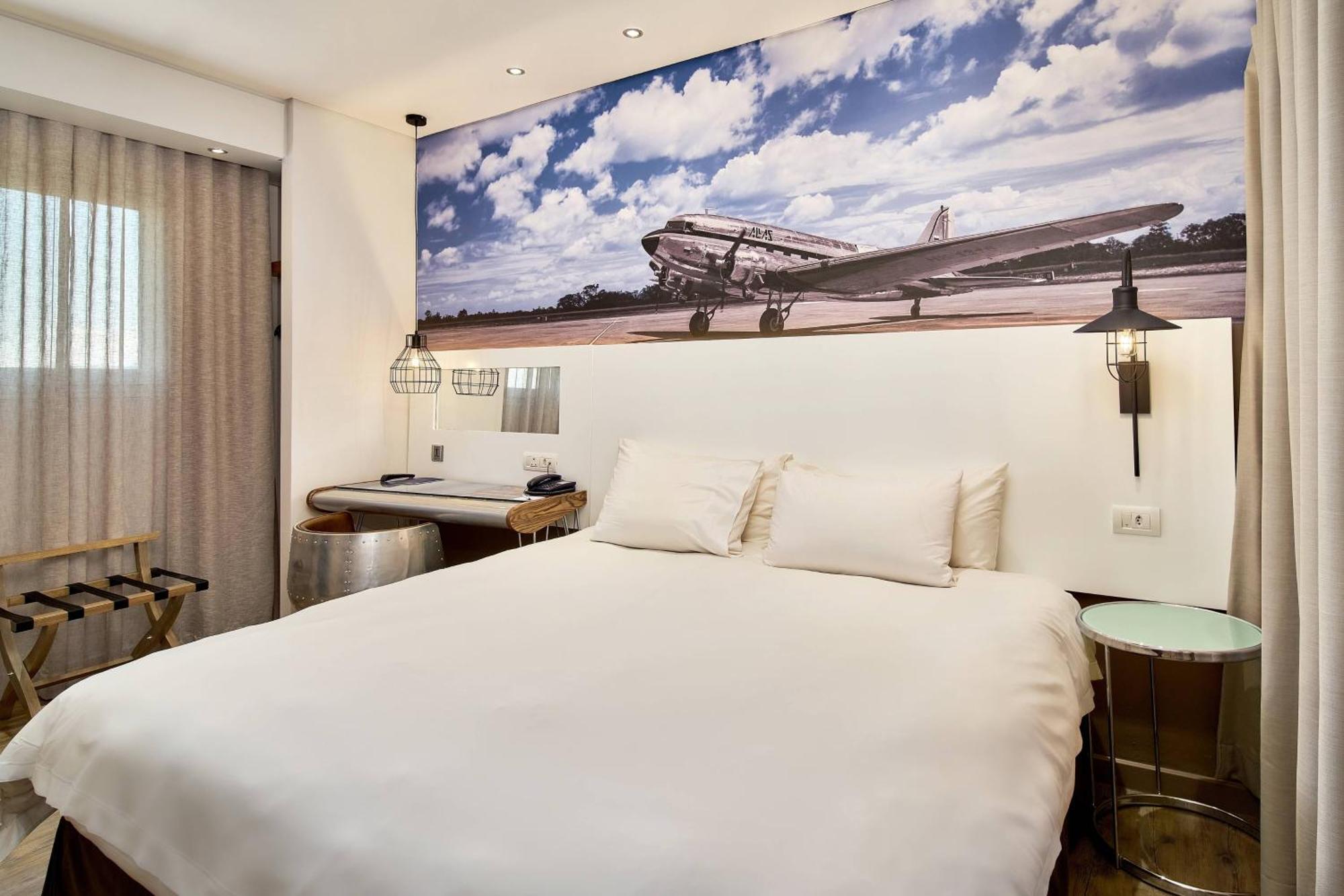 Protea Hotel By Marriott O R Tambo Airport Kempton Park Exterior photo